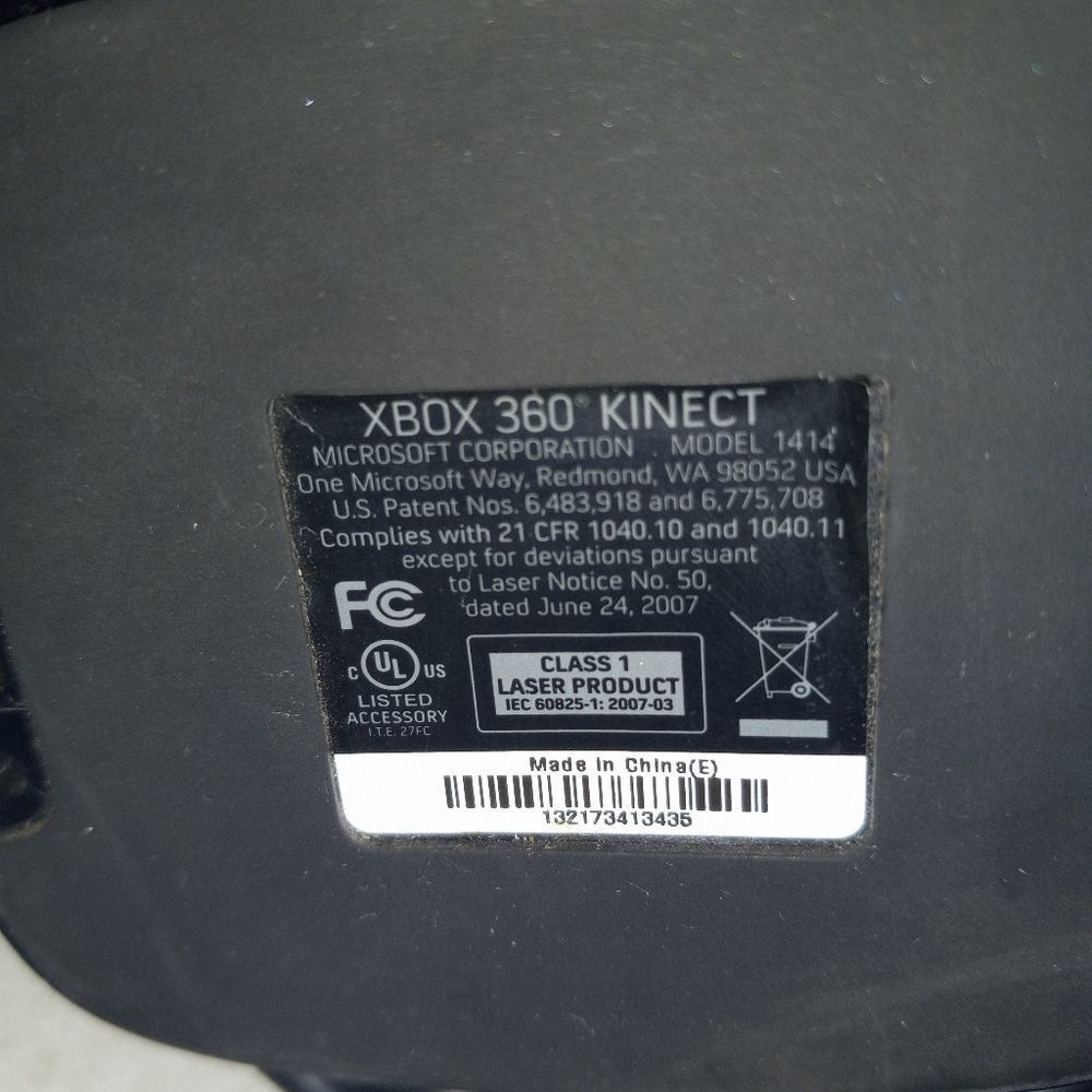 XBOX 360 KINECT - Picture 9 of 9